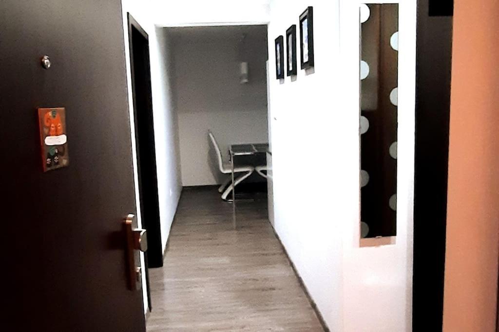 Apartment City Center S "Free Parking" Trnava Exterior foto
